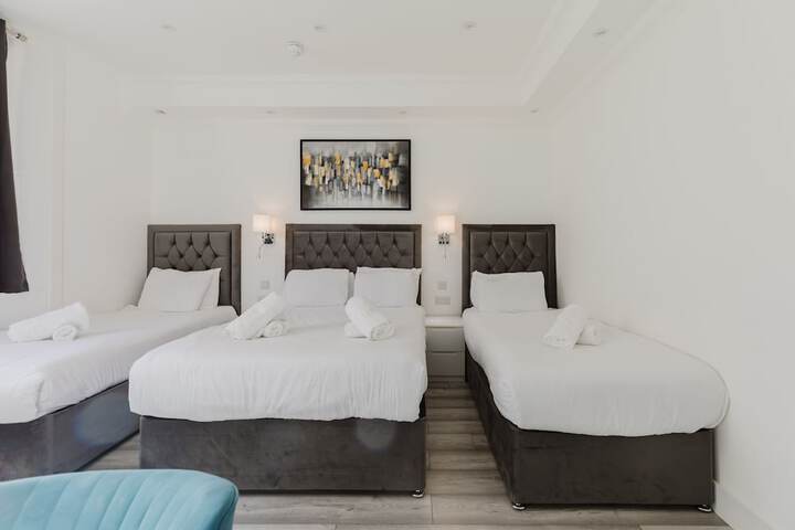 Room 47 of 125
