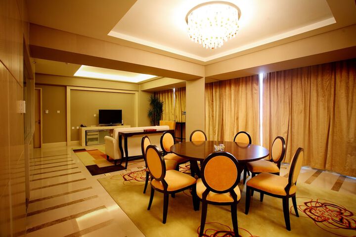 Room 22 of 35