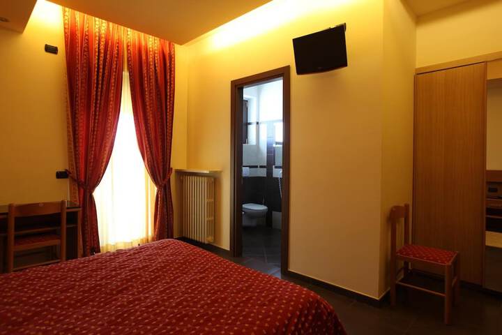 Room 11 of 67