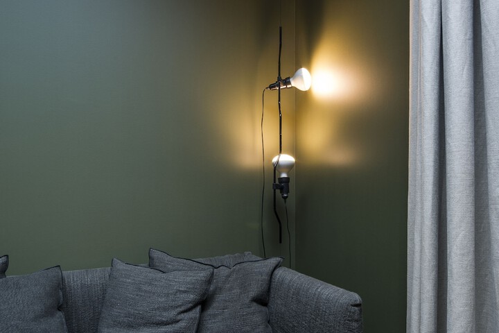 Room 16 of 90