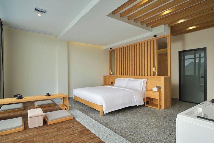 Room 38 of 88