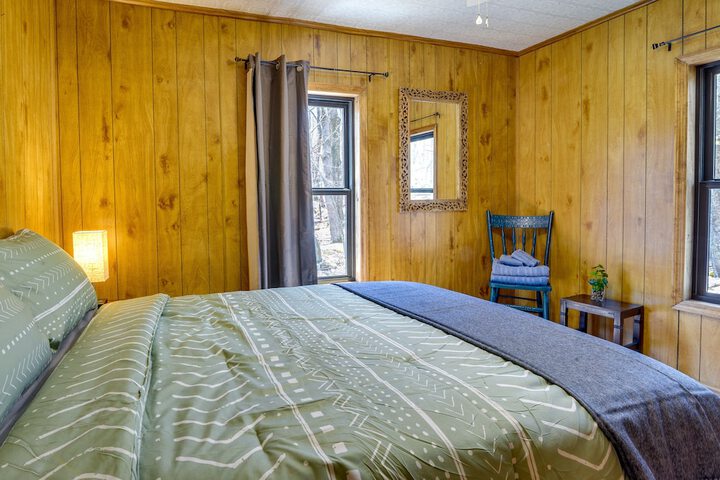 Room 2 of 34