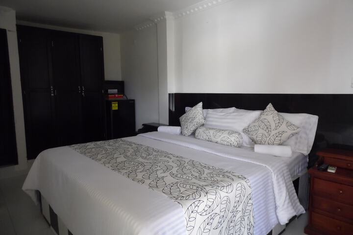 Room 5 of 47