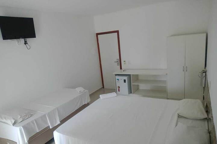 Room 3 of 7