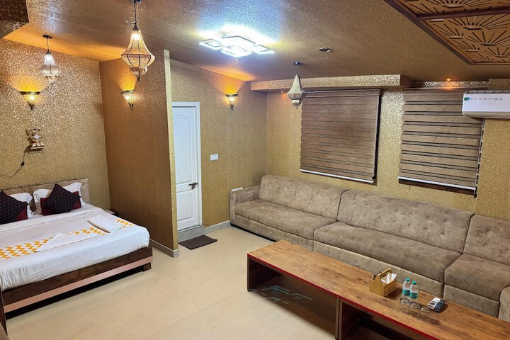 Room 21 of 63