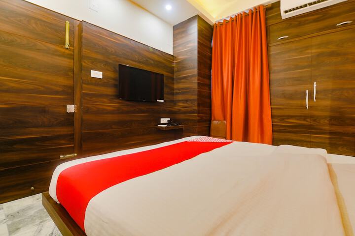 Room 14 of 94