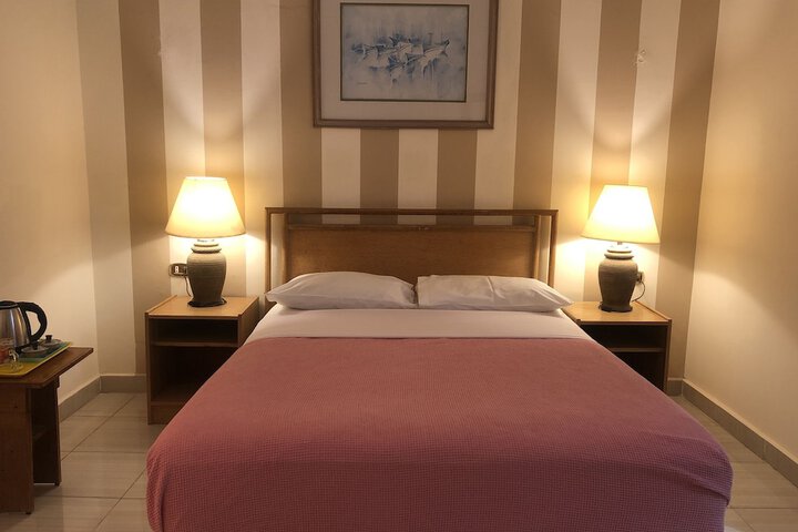 Room 15 of 73