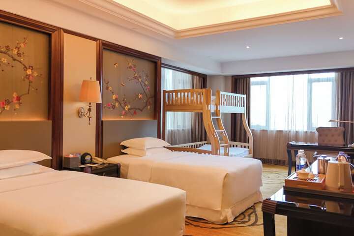 Room 21 of 71