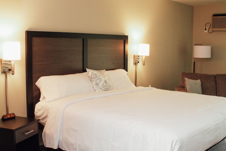 Room 15 of 141