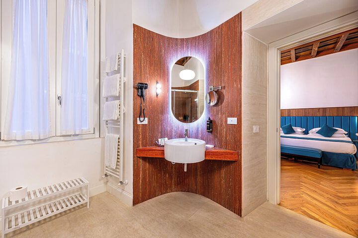 Room 194 of 238