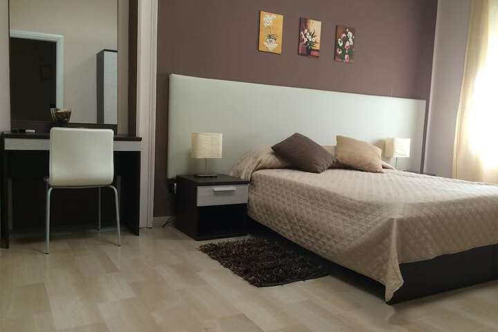 Room 17 of 60