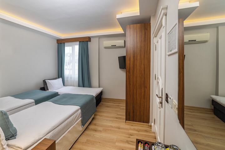 Room 15 of 70