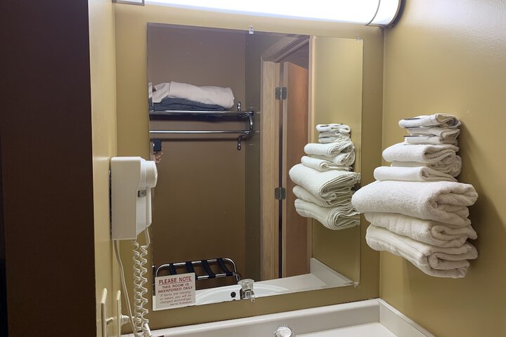 Room 25 of 31
