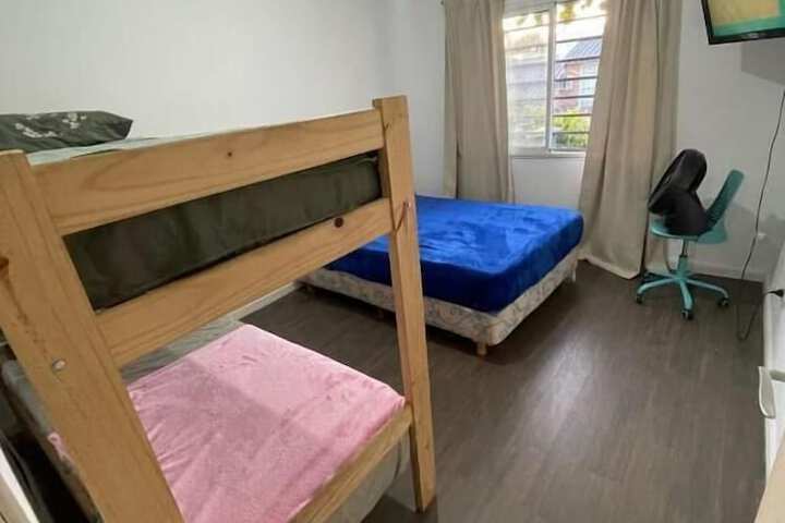 Room 2 of 10