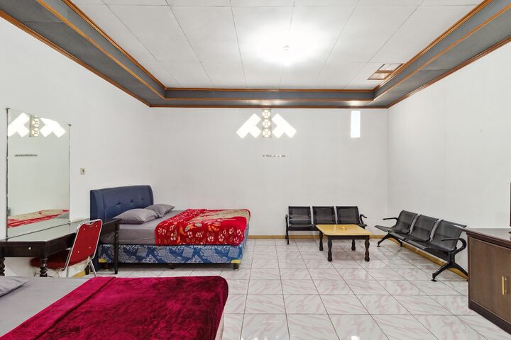 Room 6 of 36