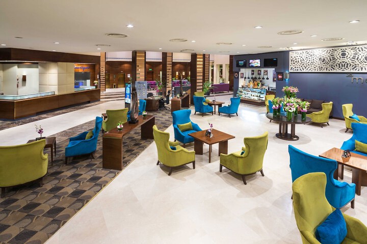 Hotel 100 of 117