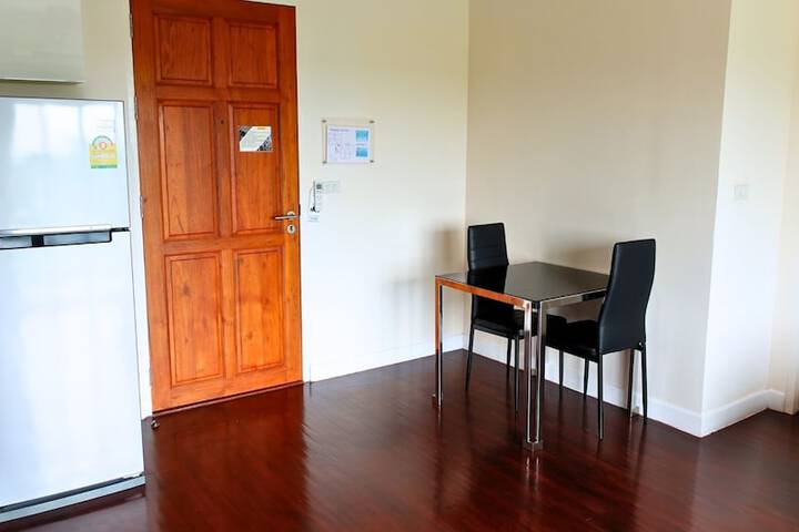 Room 7 of 38
