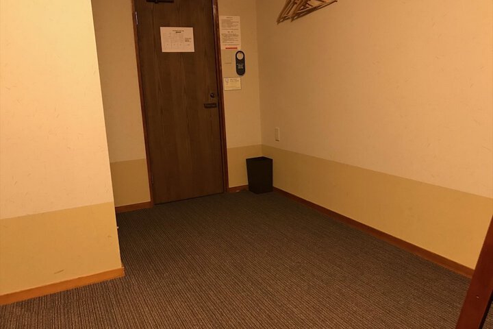 Room 26 of 59