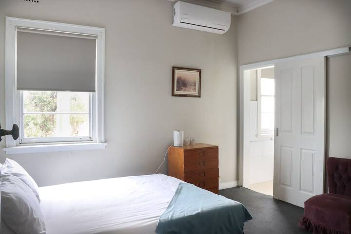 Room 22 of 30