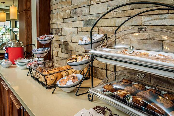 Breakfast area