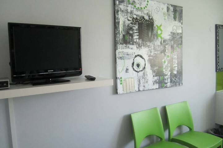 Room 33 of 57