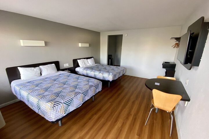 Room 18 of 52
