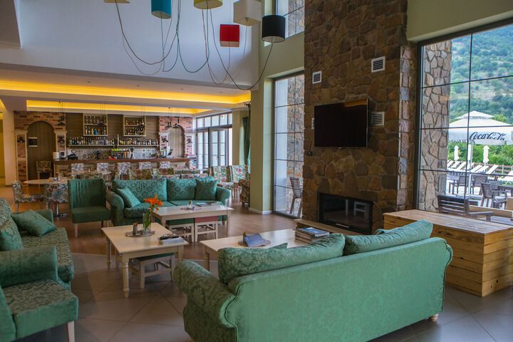Hotel Interior 4 of 47