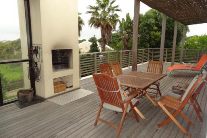 Bergh View in Cape Town