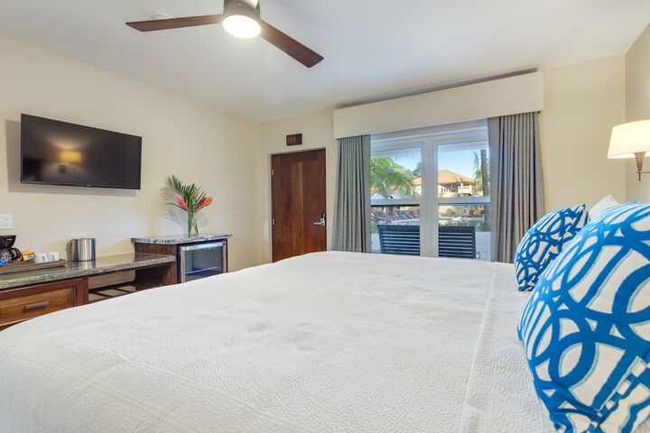 Room 17 of 179