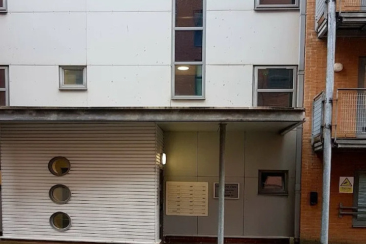Bright Spacious 2BR Ancoats Apt for 4 W balcony