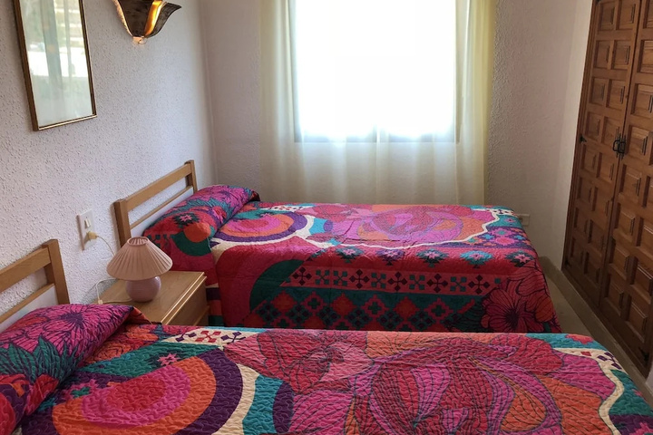 Room 5 of 14