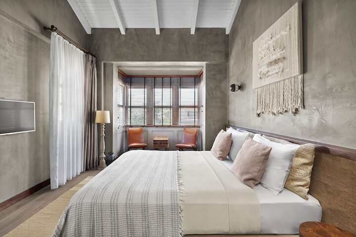 Room 21 of 77