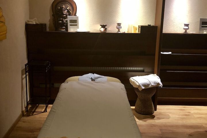 Spa 44 of 60