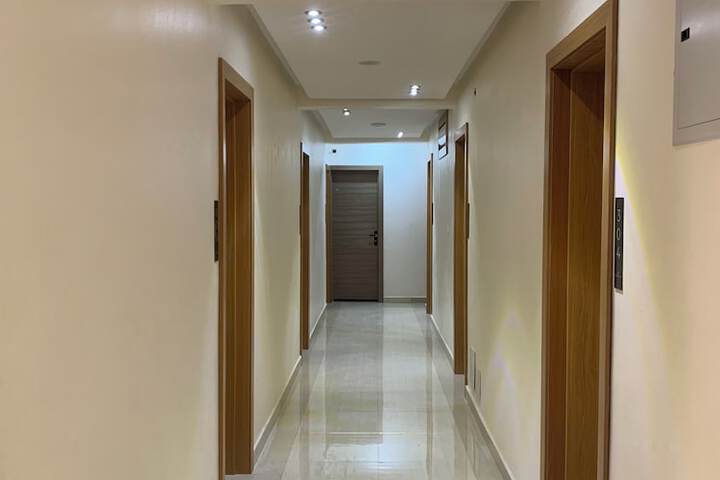 Room 22 of 34