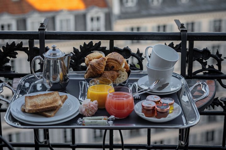 Breakfast/Coffee Service 61 of 72