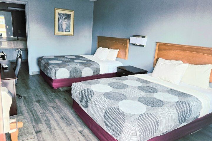 Room 37 of 54