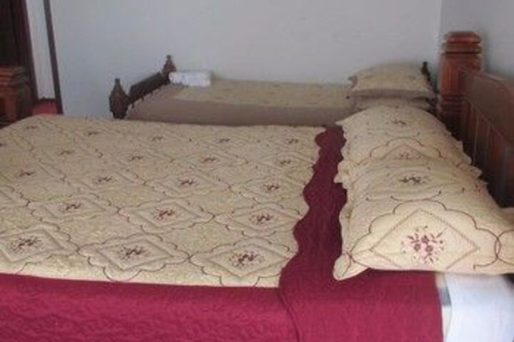 Room 12 of 28