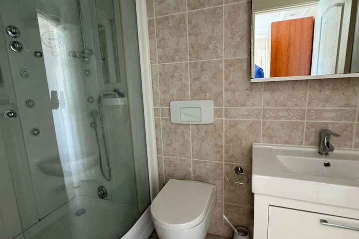 Room 19 of 40