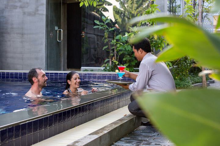 Pool 28 of 47