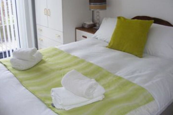 Room 13 of 34