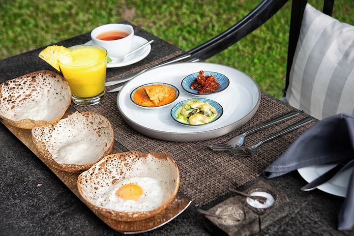 Breakfast/Coffee Service 46 of 81