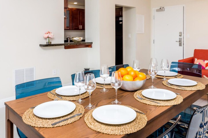 Dining 132 of 157