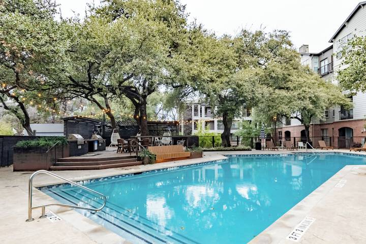 Pool 133 of 137