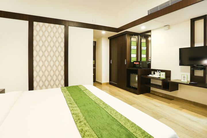 Room 28 of 55