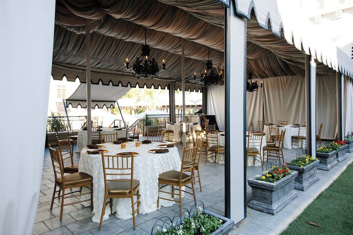 Banquet hall