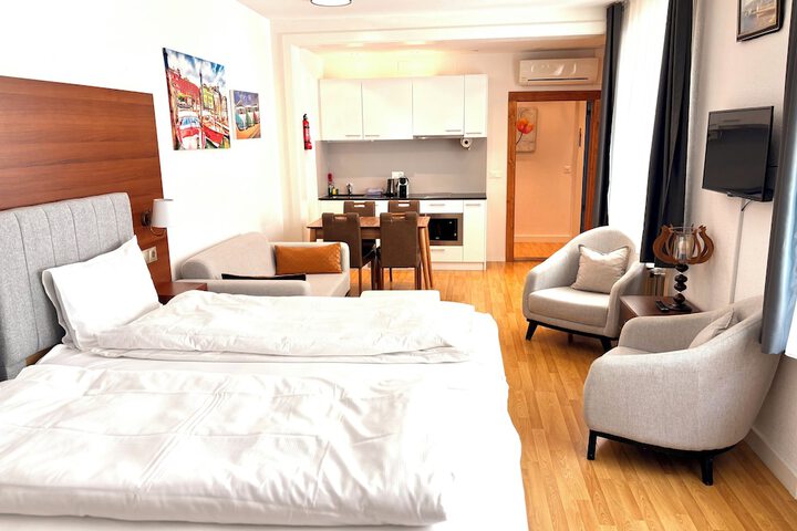 Room 38 of 75