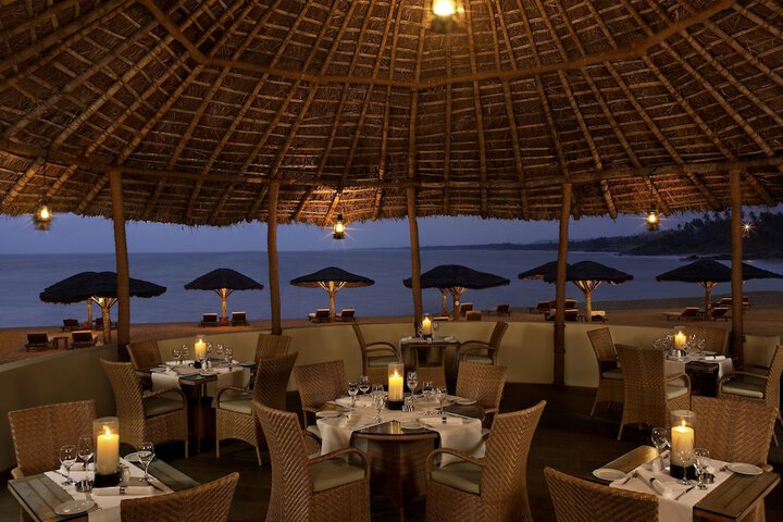 Dining 60 of 81