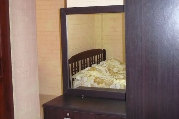 Room 18 of 40