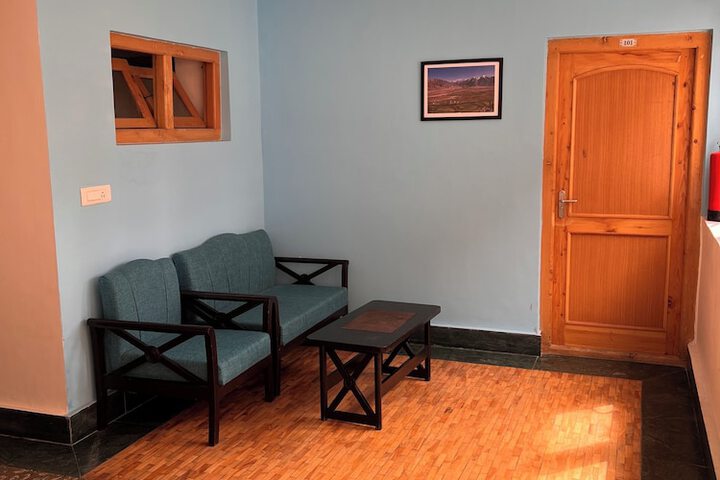 Ballroom/Hall 16 of 29