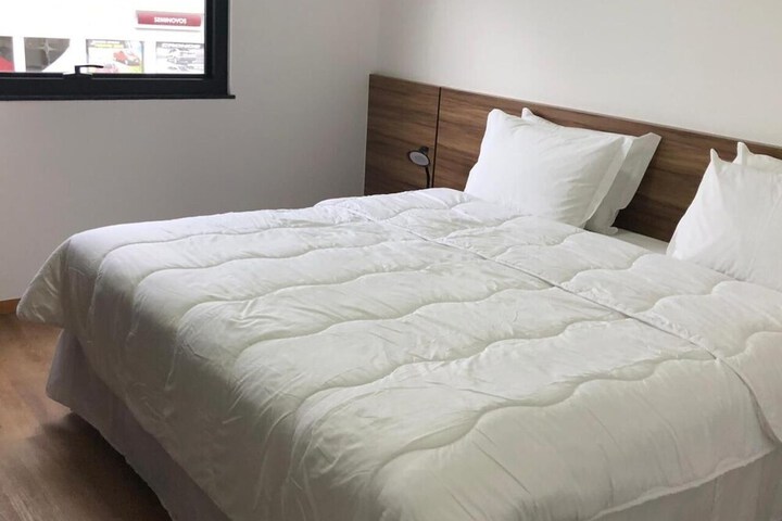Room 10 of 25